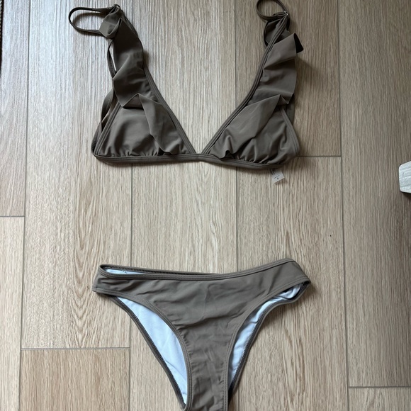Army Green Ruffle Bikini Set - Picture 2 of 3